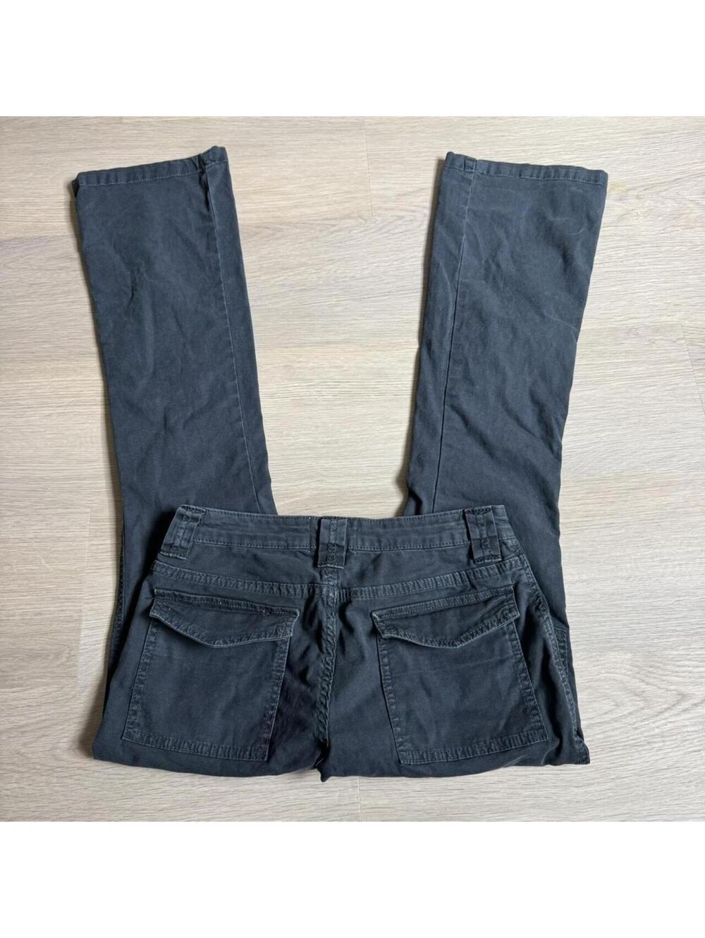 ੈ✩‧₊˚y2k style black lowrise bootcut cargo jeans - Picture 2 of 8